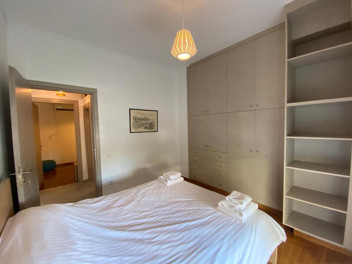 Galaxy Home Spacious & Renovated Apartment アテネ エクステリア 写真